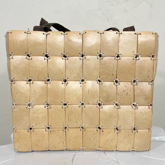 Rare Aveda Coconut Shells Small Handbag 8" x 7" x 3" - Picture 5 of 14